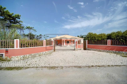 Quinta T4 para Venda em Agualva e Mira-Sintra