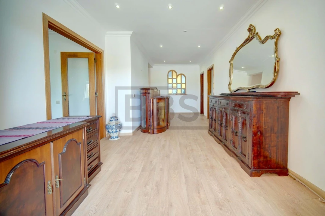 Quinta T4 para Venda em Agualva e Mira-Sintra Foto 29