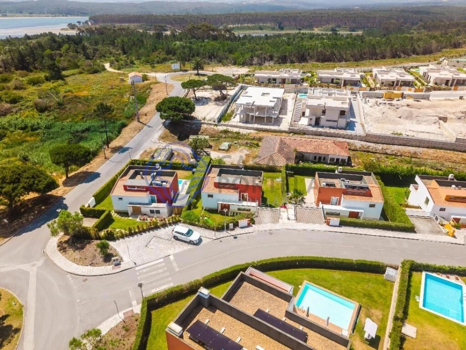 Moradia T3 para Venda em Vau Foto 7