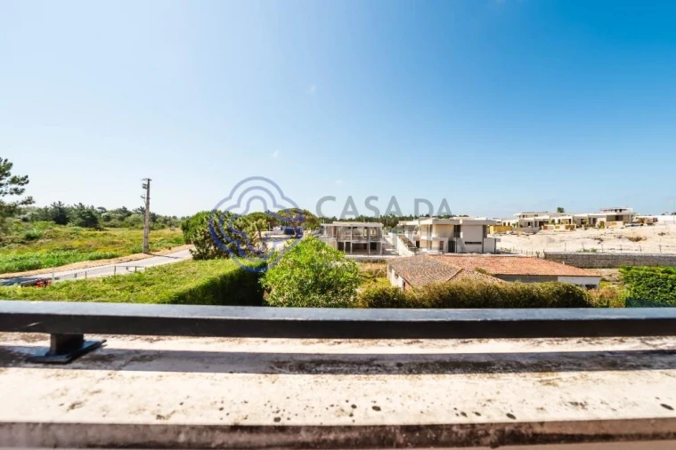 Moradia T3 para Venda em Vau Foto 50