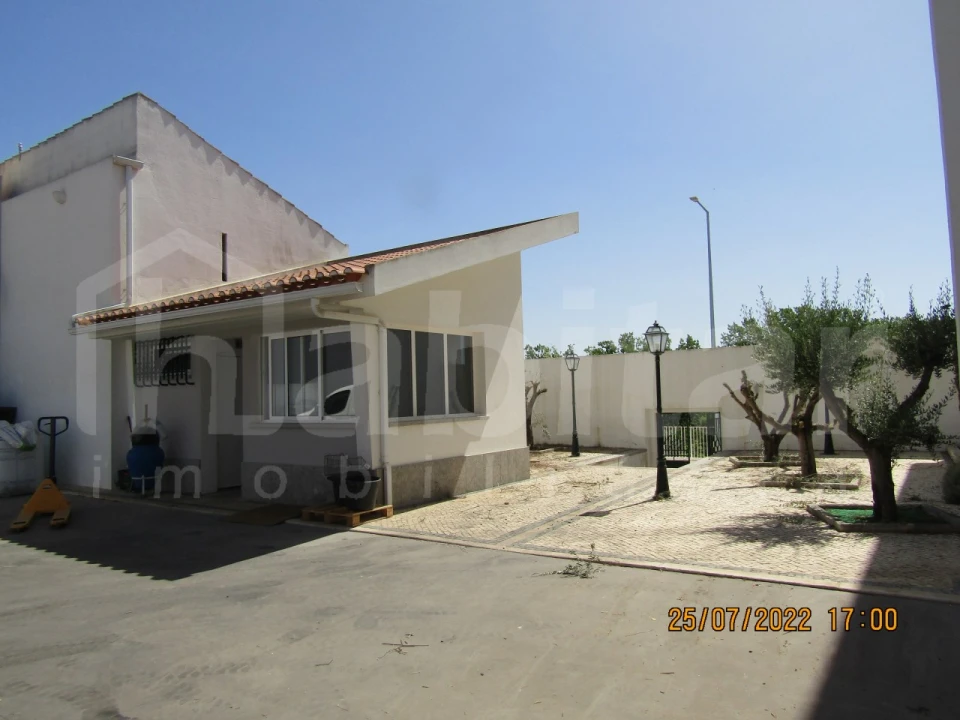 Armazém para Venda em Benavente Foto 1