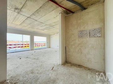 Apartamento para Venda em Parceiros e Azoia