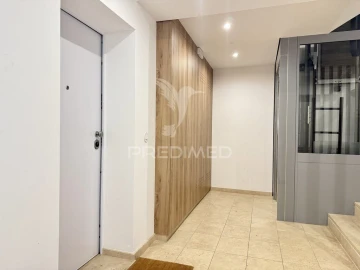 Apartamento T1 para Venda em Leiria, Pousos, Barreira e Cortes