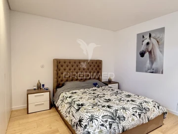 Apartamento T1 para Venda em Leiria, Pousos, Barreira e Cortes