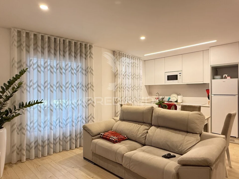 Apartamento T1 para Venda em Leiria, Pousos, Barreira e Cortes Foto 6