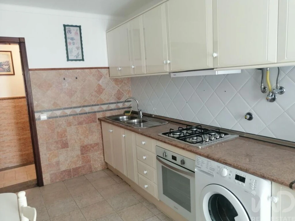Apartamento T2 para Venda em Vila Real de Santo Antonio Foto 2