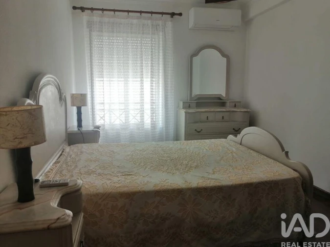 Apartamento T2 para Venda em Vila Real de Santo Antonio Foto 5