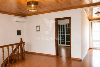 Moradia T5 para Venda em Fundão, Valverde, Donas, A. Joanes, A. Nova Cabo
