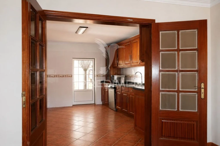 Moradia T5 para Venda em Fundão, Valverde, Donas, A. Joanes, A. Nova Cabo Foto 5