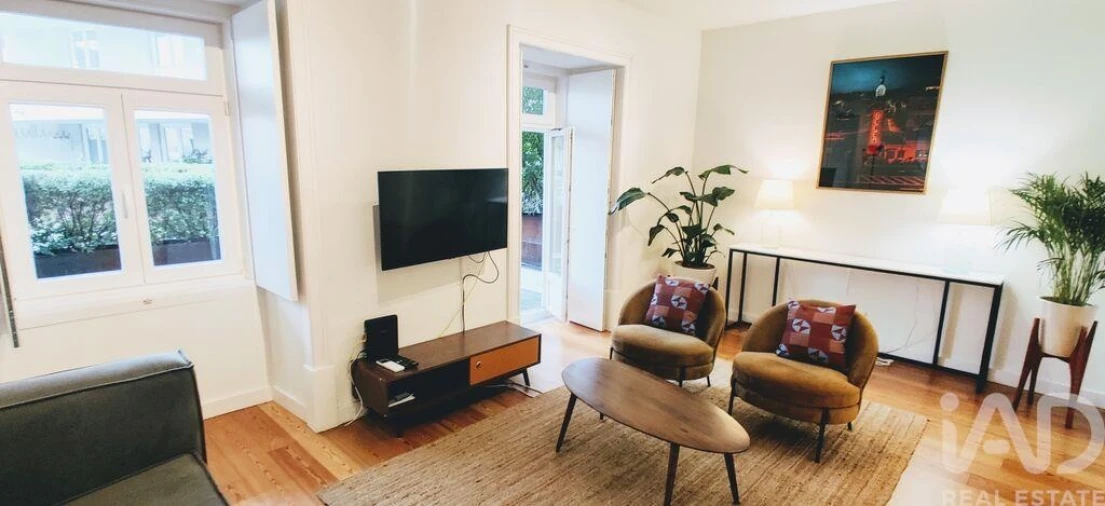 Apartamento T1 para Arrendamento em Santa Maria Maior Foto 11