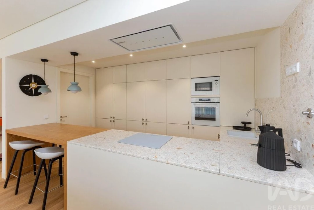 Apartamento T2 para Venda em Santa Marinha e São Pedro da Afurada Foto 6