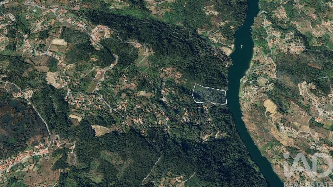 Terreno para Venda em Tarouquela Foto 7