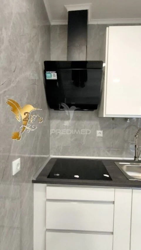 Apartamento T1 para Venda em Venteira