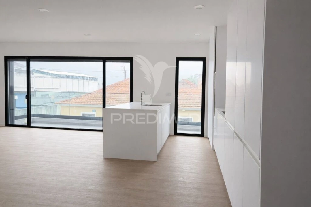 Apartamento T2 para Venda em Esgueira Foto 4