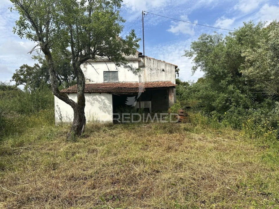 Moradia T3 para Venda em Atouguia Foto 7