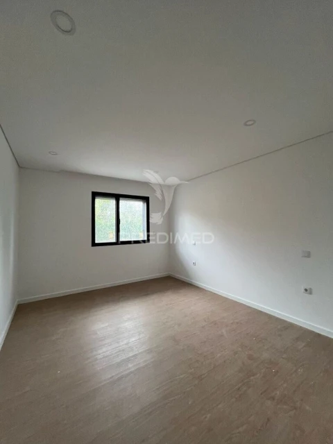 Apartamento T2 para Venda em Esgueira