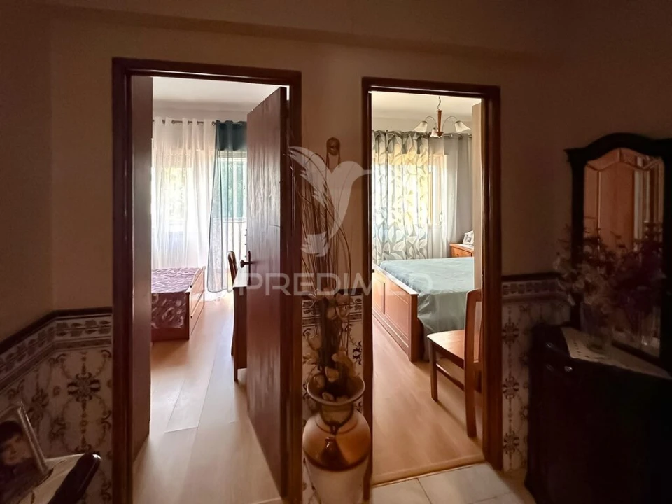 Apartamento T2 para Venda em Queluz e Belas Foto 7