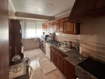 Apartamento T2 para Venda em Queluz e Belas