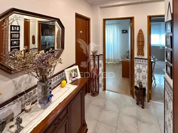 Apartamento T2 para Venda em Queluz e Belas