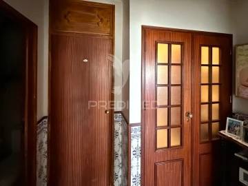 Apartamento T2 para Venda em Queluz e Belas