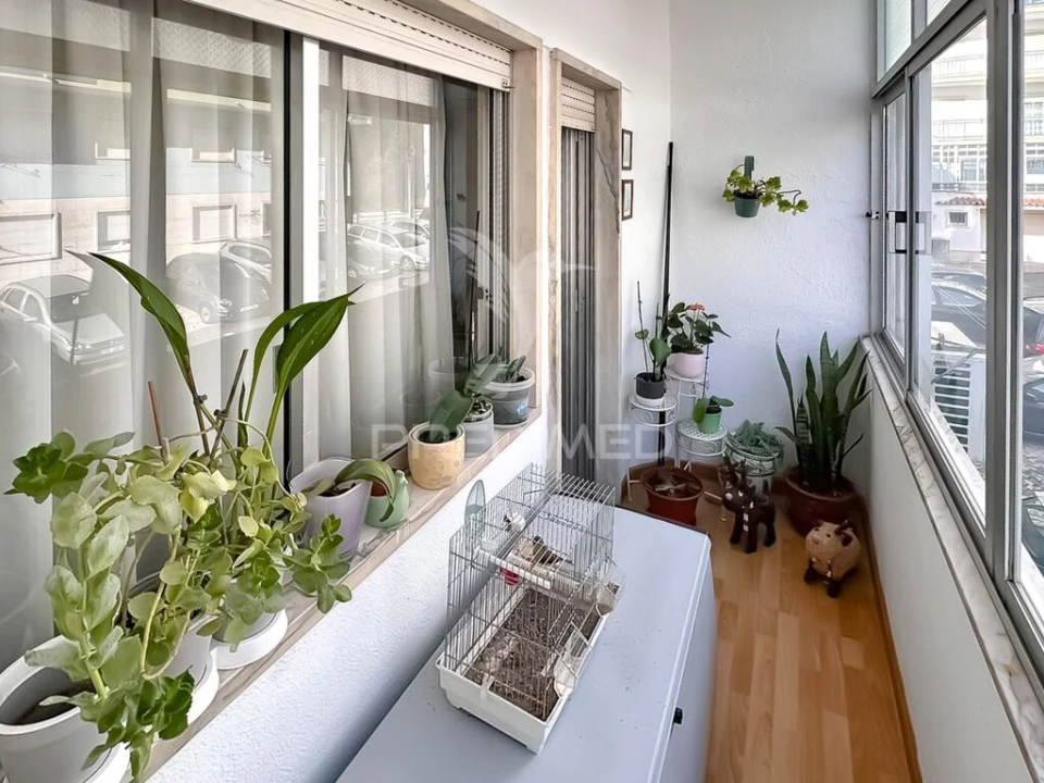 Apartamento T2 para Venda em Queluz e Belas Foto 6