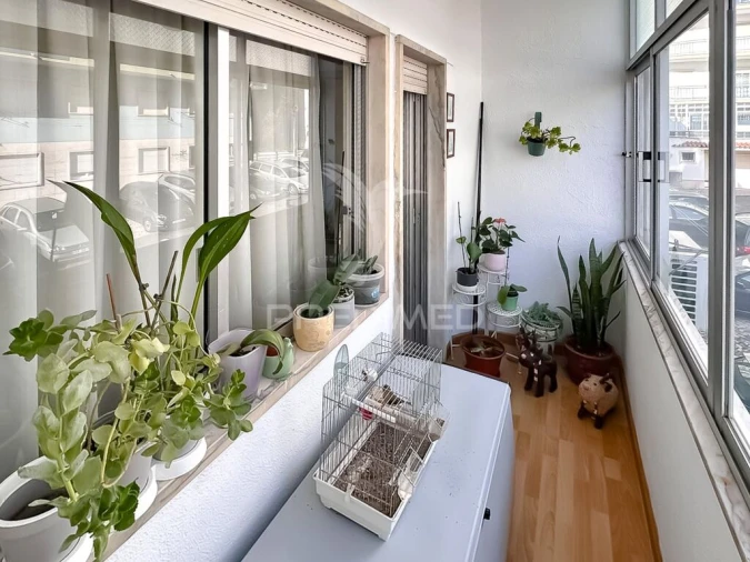 Apartamento T2 para Venda em Queluz e Belas Foto 6