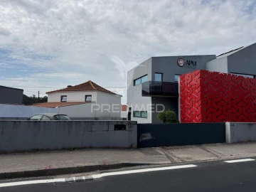 Escritório para Venda em Bougado (São Martinho e Santiago)