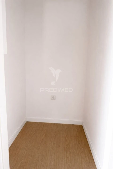 Apartamento T2 para Venda em Esgueira