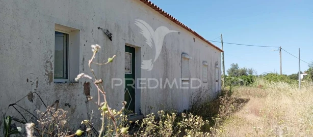 Moradia T2 para Venda em Sé e São Lourenço