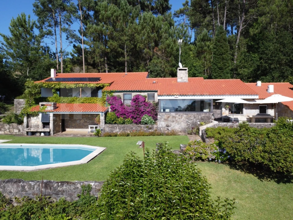 Moradia T6 para Venda em Gondarem Foto 65