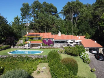 Moradia T6 para Venda em Gondarem