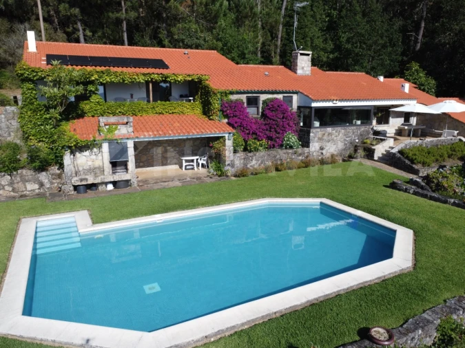 Moradia T6 para Venda em Gondarem Foto 60