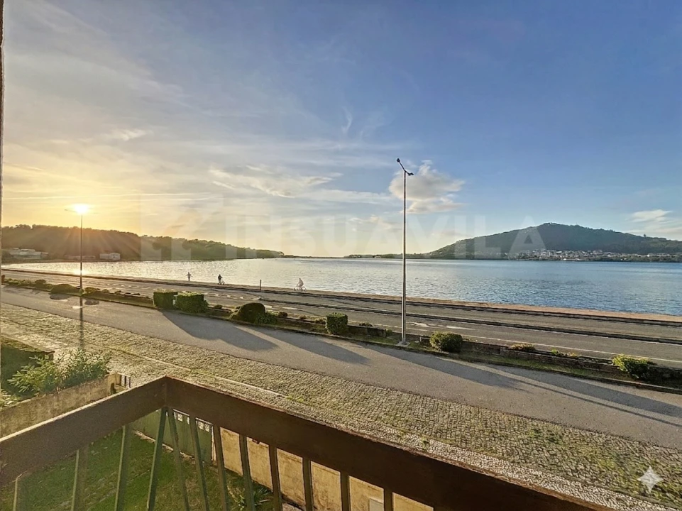 Apartamento T2 para Venda em Caminha (Matriz) e Vilarelho Foto 1