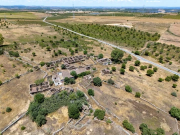 Moradia T5 para Venda em Alcoutim e Pereiro