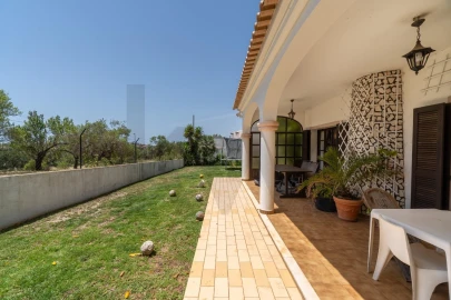 Moradia T3 para Venda em Loule (São Clemente)