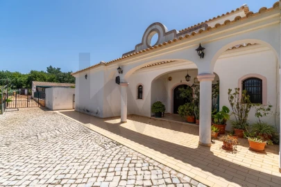Moradia T3 para Venda em Loule (São Clemente)
