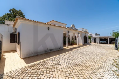 Moradia T3 para Venda em Loule (São Clemente)