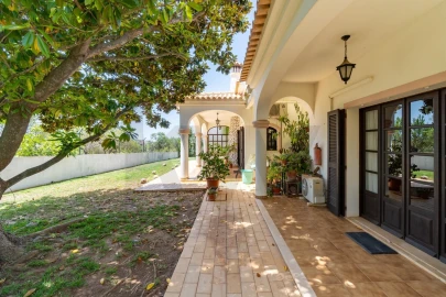 Moradia T3 para Venda em Loule (São Clemente)