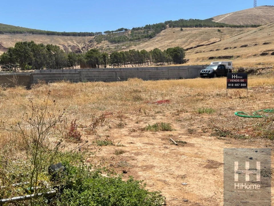 Terreno para Venda em Porto Santo Foto 1