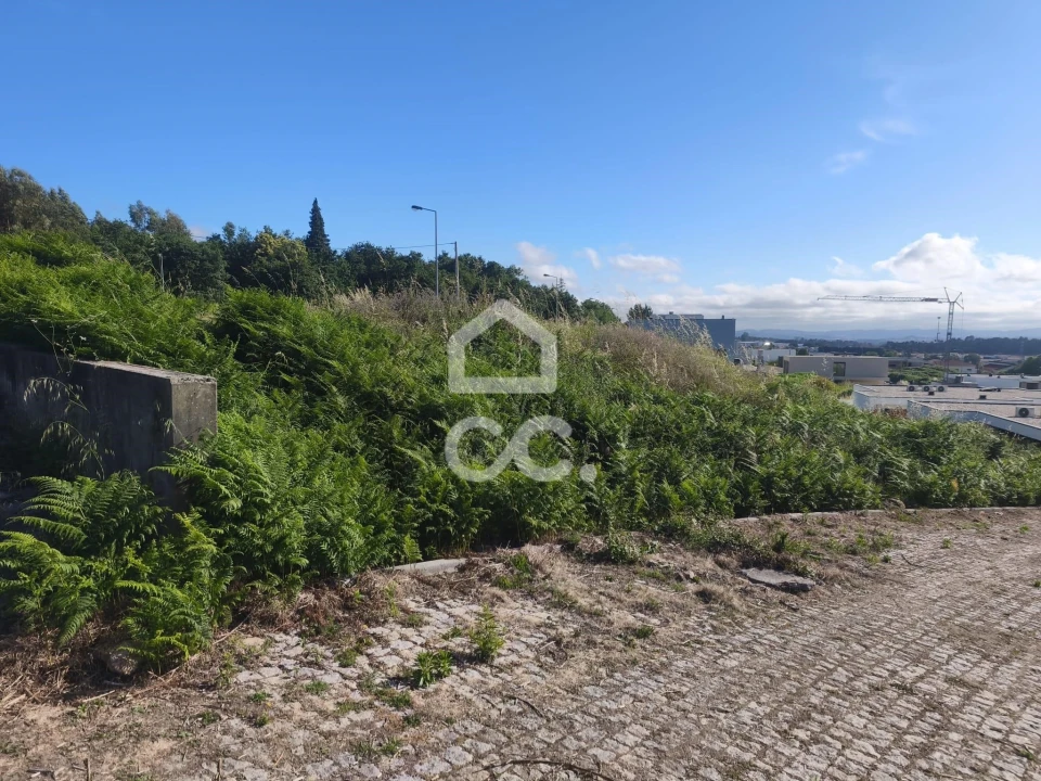 Terreno para Venda em Vila Nova de Famalicão e Calendário Foto 7