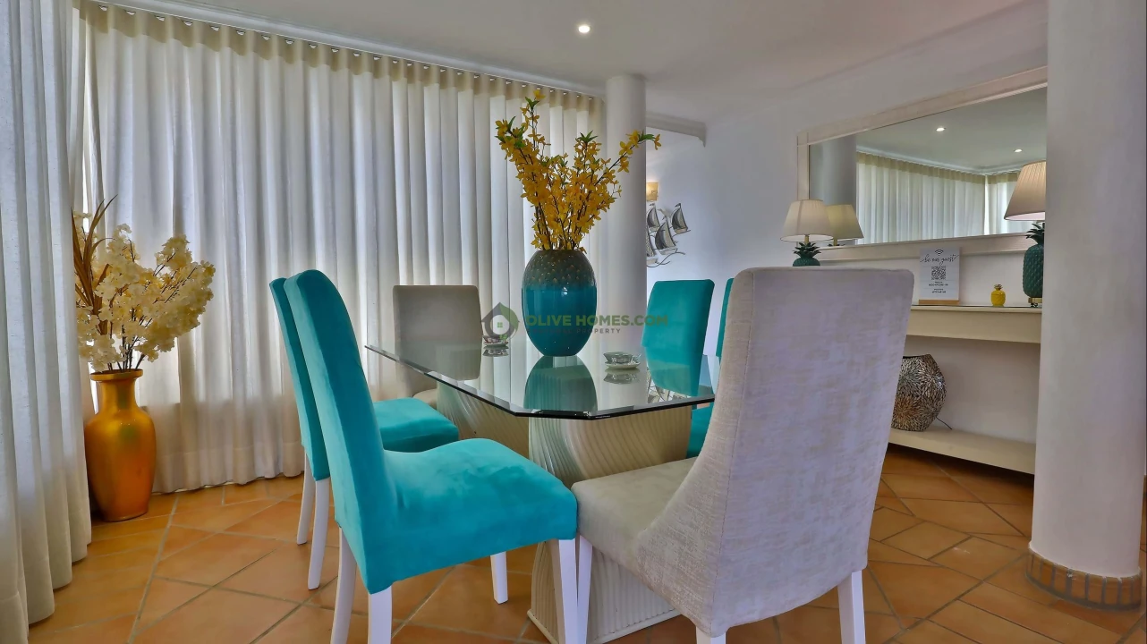 Apartamento T3 para Venda em Quarteira Foto 8