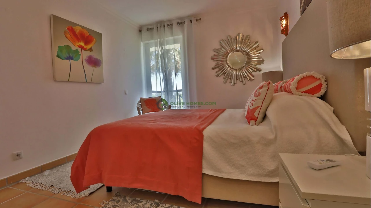 Apartamento T3 para Venda em Quarteira Foto 16
