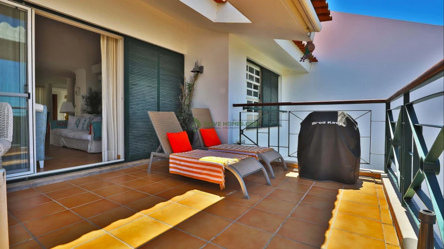 Apartamento T3 para Venda em Quarteira Foto 30