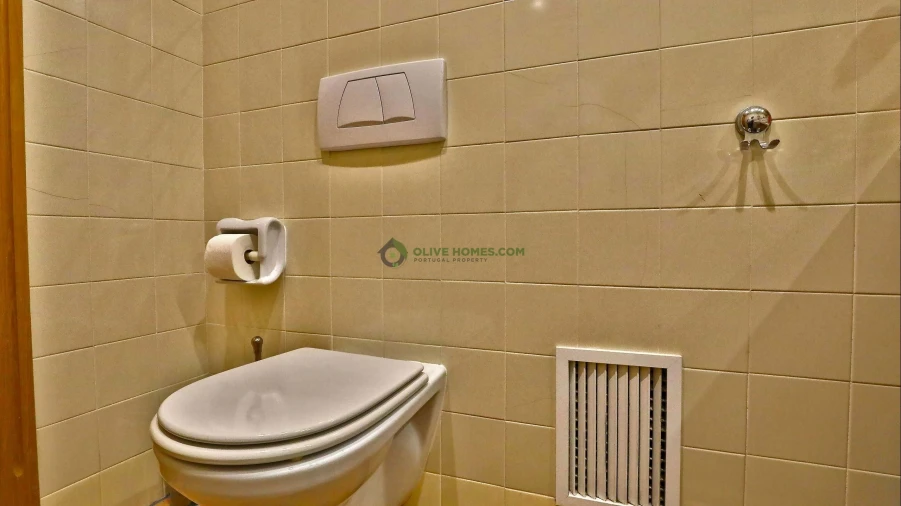 Apartamento T3 para Venda em Quarteira Foto 27