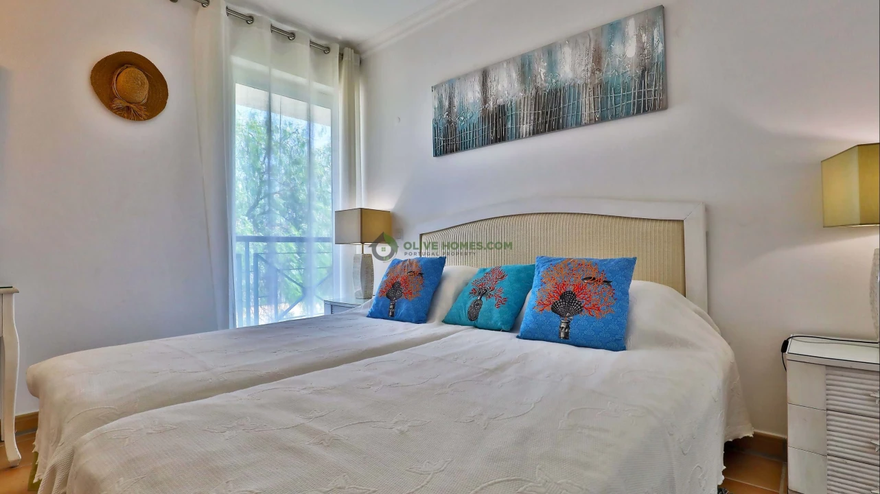 Apartamento T3 para Venda em Quarteira Foto 24