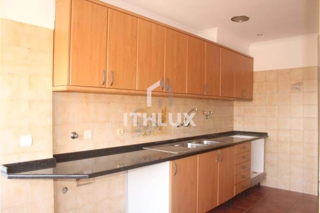 Apartamento T2 para Venda em Odivelas Foto 4