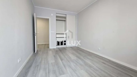 Apartamento T2 para Venda em Oeiras e São Julião da Barra, Paço de Arcos e Caxias