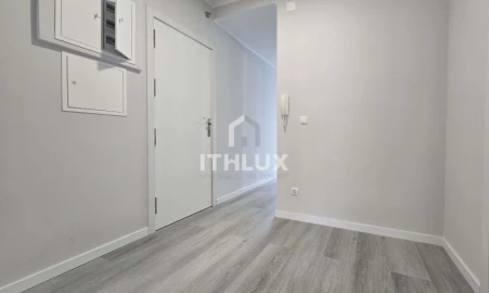Apartamento T2 para Venda em Oeiras e São Julião da Barra, Paço de Arcos e Caxias