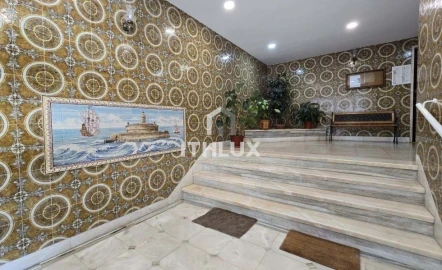Apartamento T2 para Venda em Oeiras e São Julião da Barra, Paço de Arcos e Caxias