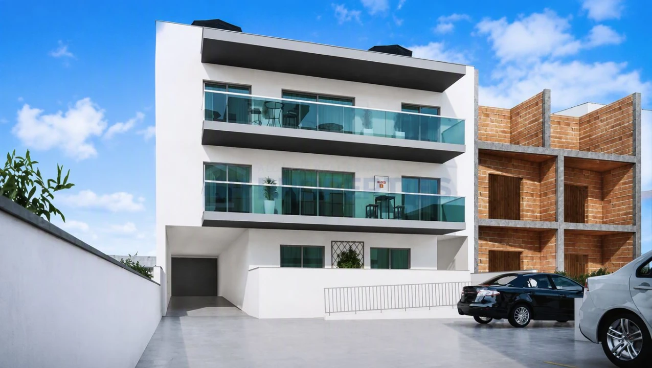 Apartamento T2 para Venda em Quarteira Foto 1